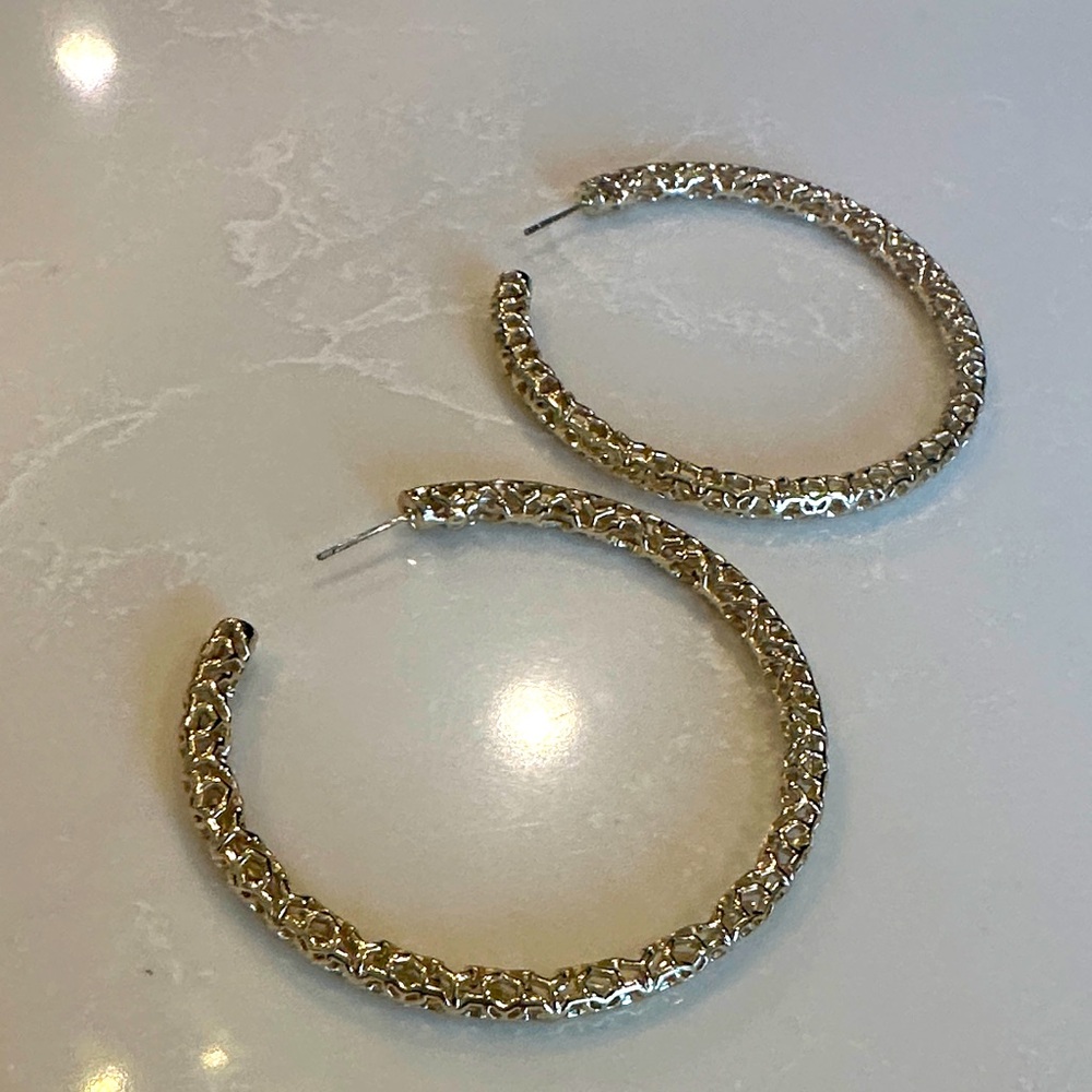 Kendra Scott 2.5” hoops